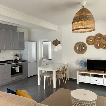 Vila Charming With Private Poll *