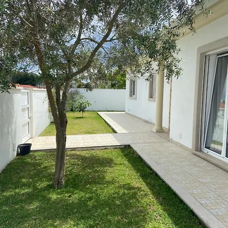 Βίλα Charming With Private Poll Alcobaça
