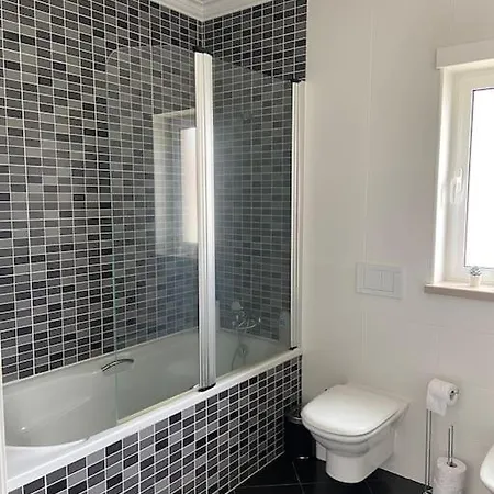 فيلة Charming With Private Poll *