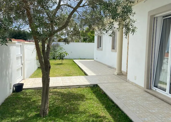 Βίλα Charming With Private Poll Alcobaça