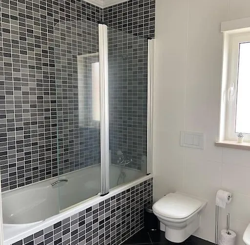 Βίλα Charming With Private Poll *