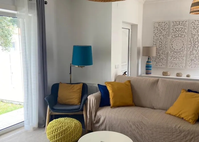 Βίλα Charming With Private Poll Alcobaça